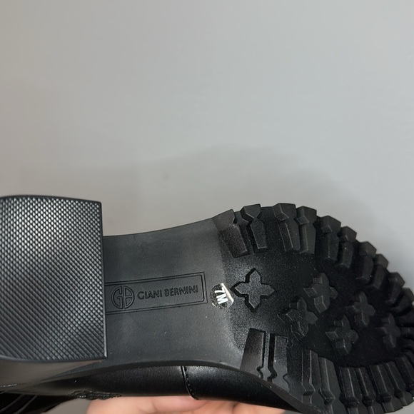 Giani Bernini heeled boots NWOT - Picture 8 of 8